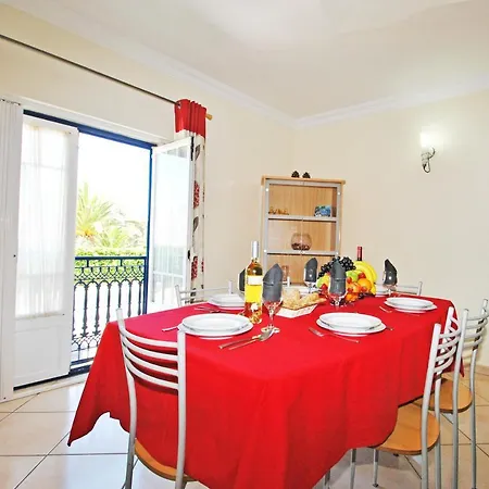 Paphos By Algarve Vacation Διαμέρισμα *